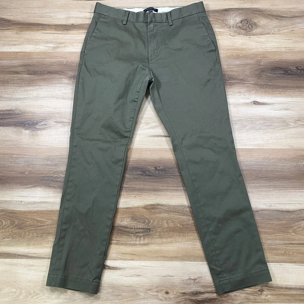 Banana Republic Olive Green Chinos